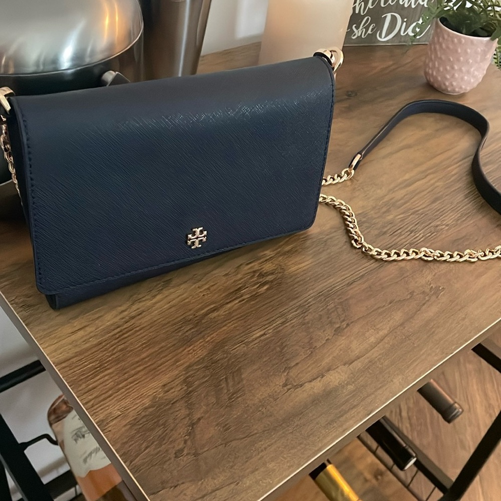 Tory Burch Chain Wallet crossbody